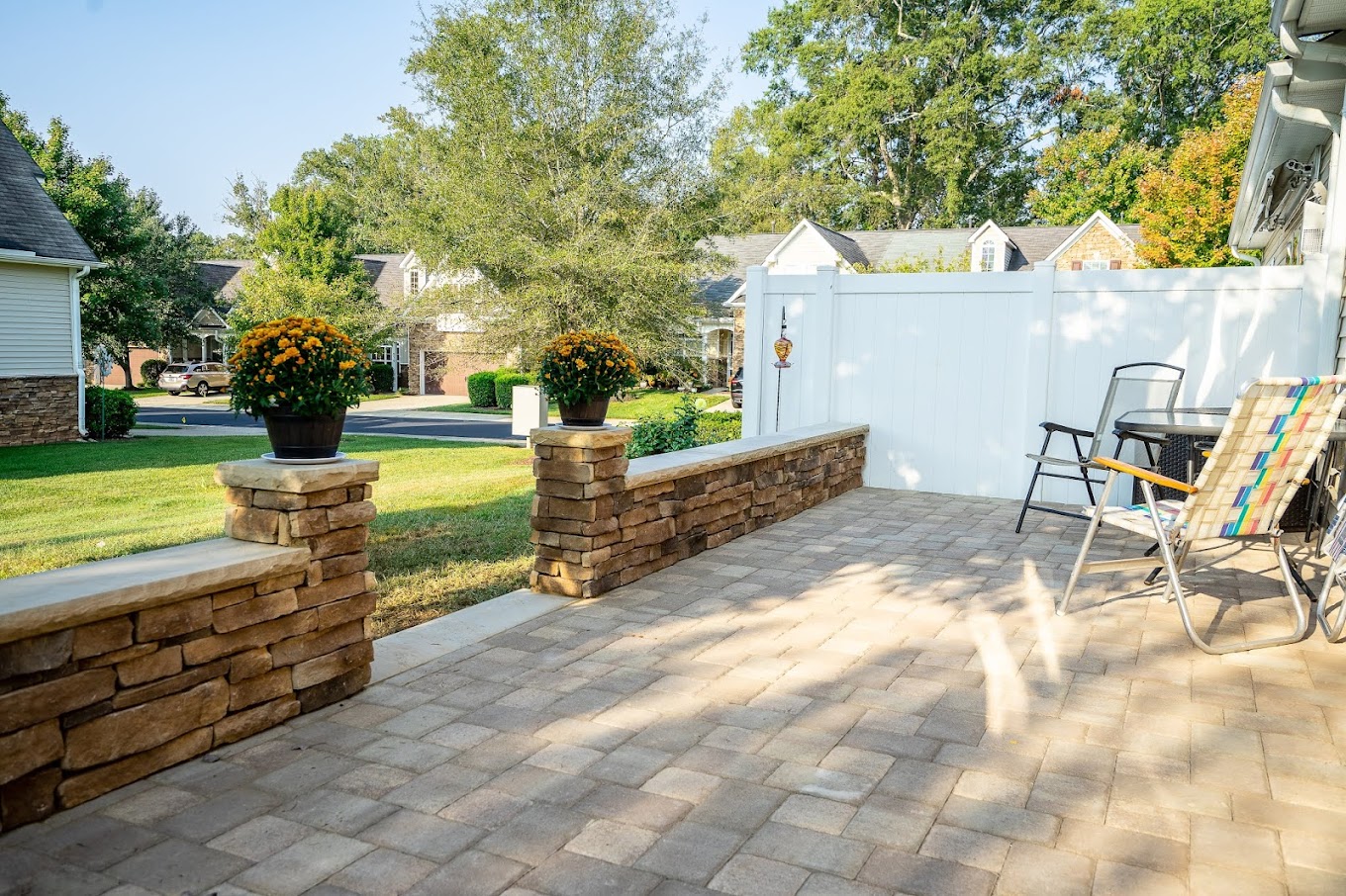Retaining wall and patio pavers